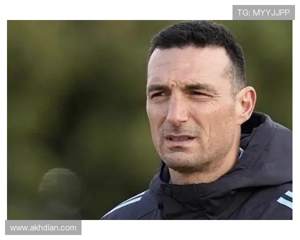 斯卡洛尼与阿尔瓦雷斯迎来阿根廷足球新篇章，状态持续提升引关注