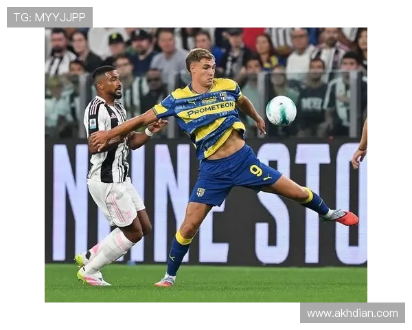 米兰争四压力持续增加:关键战考验球队稳定性 米兰争四压力持续增加:关键战考验球队稳定性