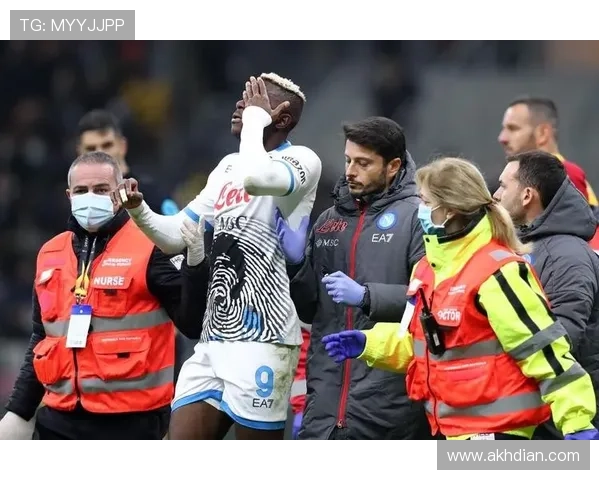 奥斯梅恩是否被高估:终结效率与战术适配性分析 奥斯梅恩是否被高估:终结效率与战术适配性分析